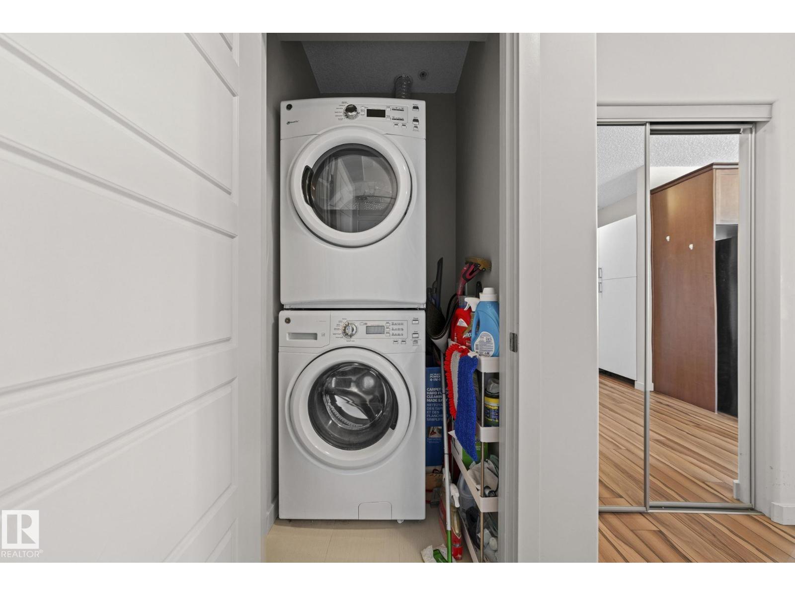 #301 320 Ambleside LI SW - Image 31