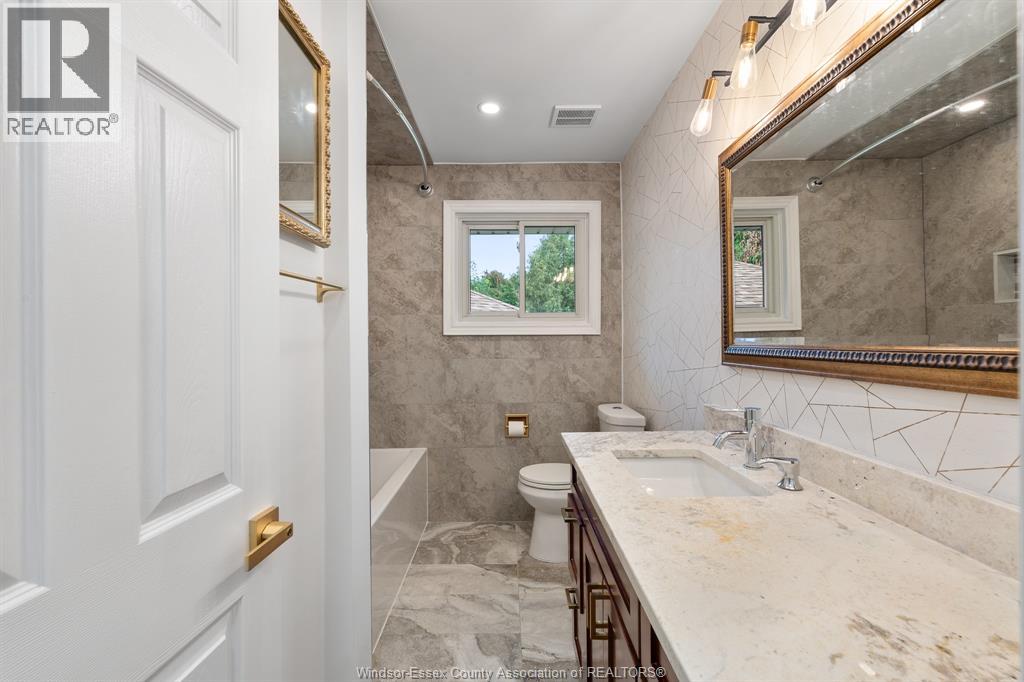 970 Morand STREET - Image 12
