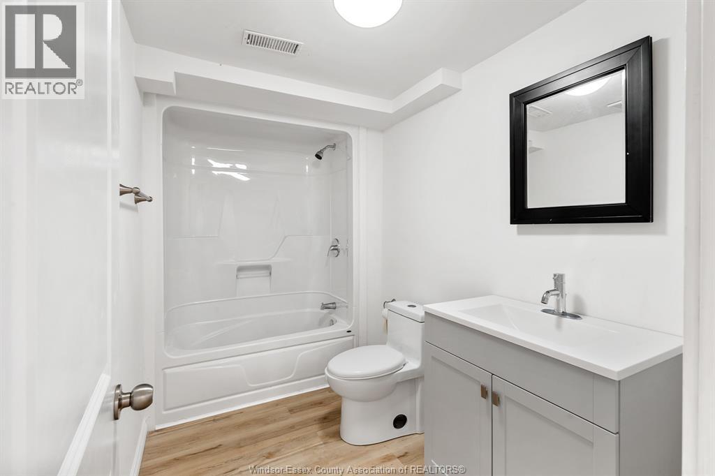 970 Morand STREET - 37
