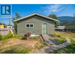 5727 Ponderosa Road, Falkland, BC V0E1W0 Photo 37