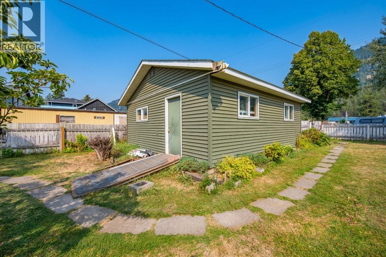 5727 Ponderosa Road - 35