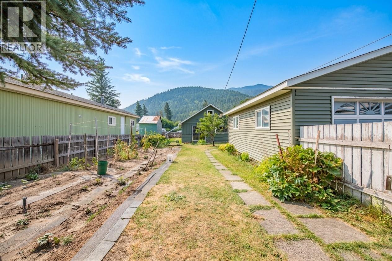 5727 Ponderosa Road - 38