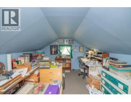 5727 Ponderosa Road, Falkland, BC V0E1W0 Photo 20