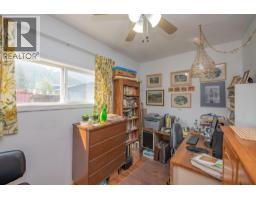 5727 Ponderosa Road, Falkland, BC V0E1W0 Photo 18