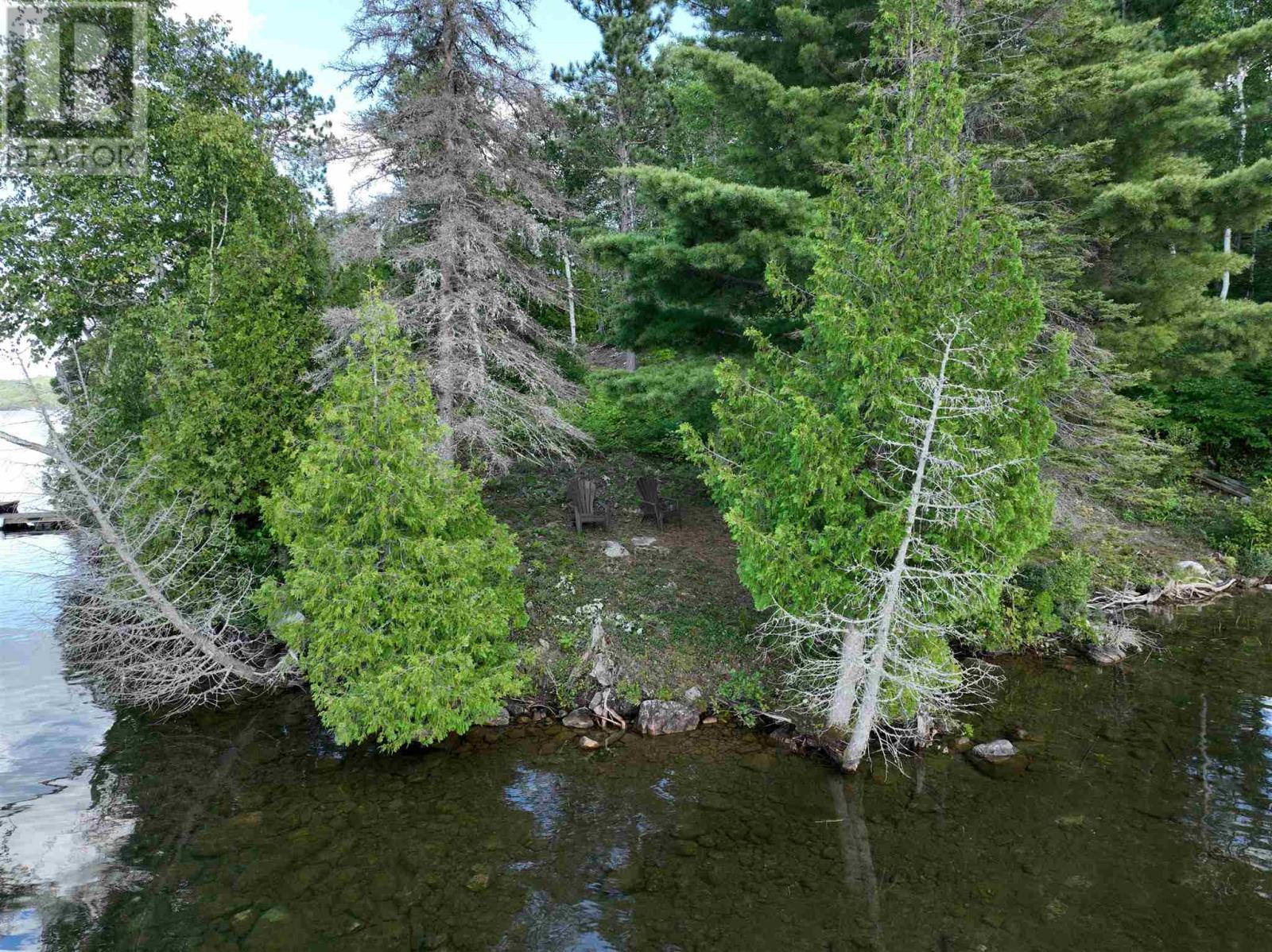944 Dunlop Shores RD - Image 11