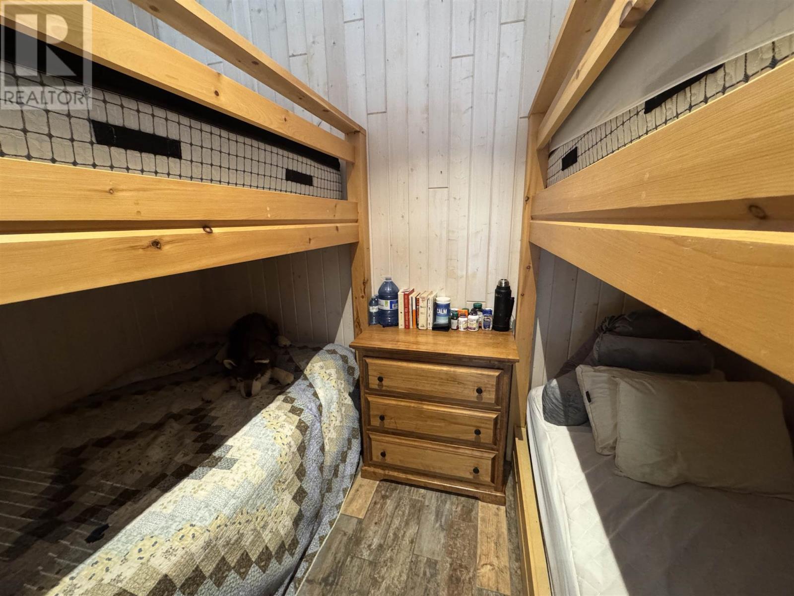 944 Dunlop Shores RD - 20