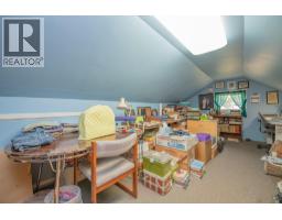 5727 Ponderosa Road, Falkland, BC V0E1W0 Photo 21