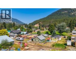 5727 Ponderosa Road, Falkland, BC V0E1W0 Photo 48