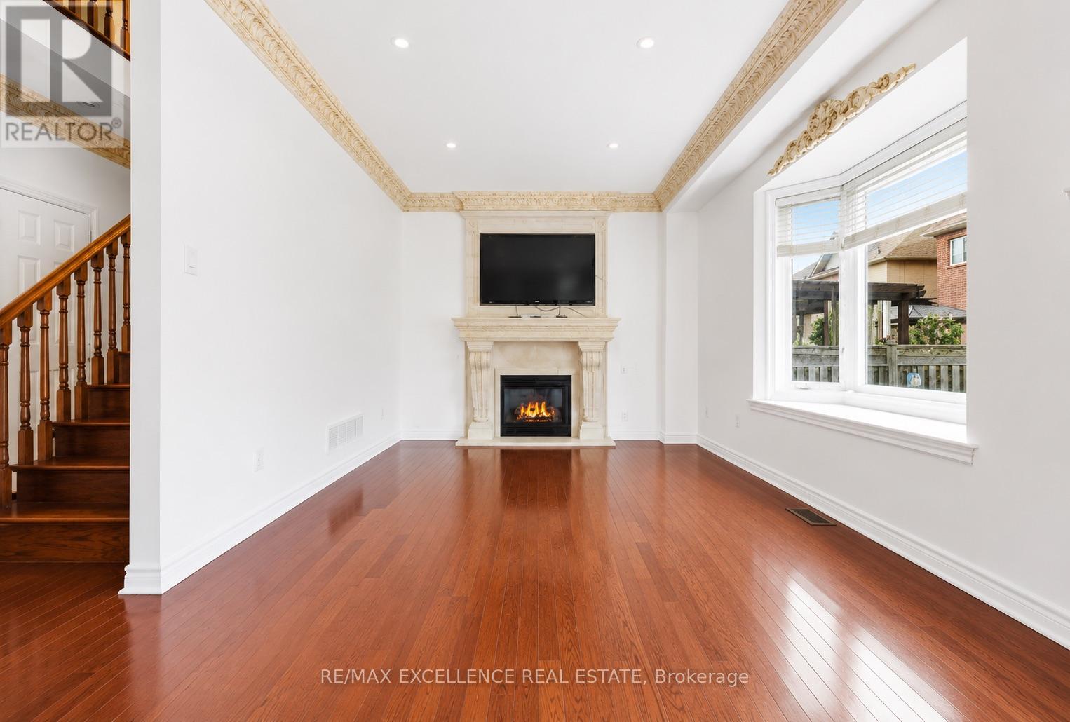 21 CASTLE MOUNTAIN DRIVE - Image 16