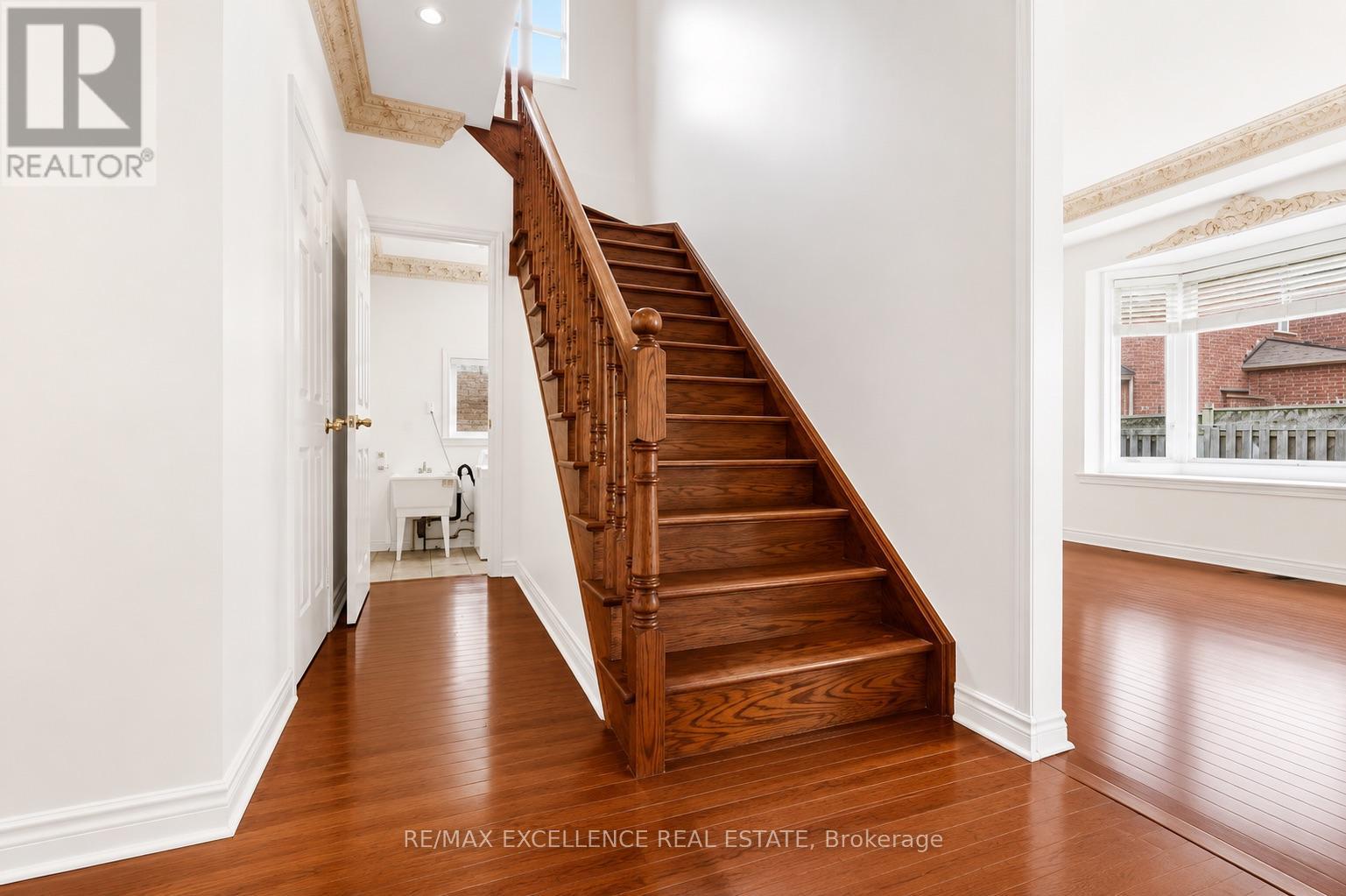 21 CASTLE MOUNTAIN DRIVE - Image 18