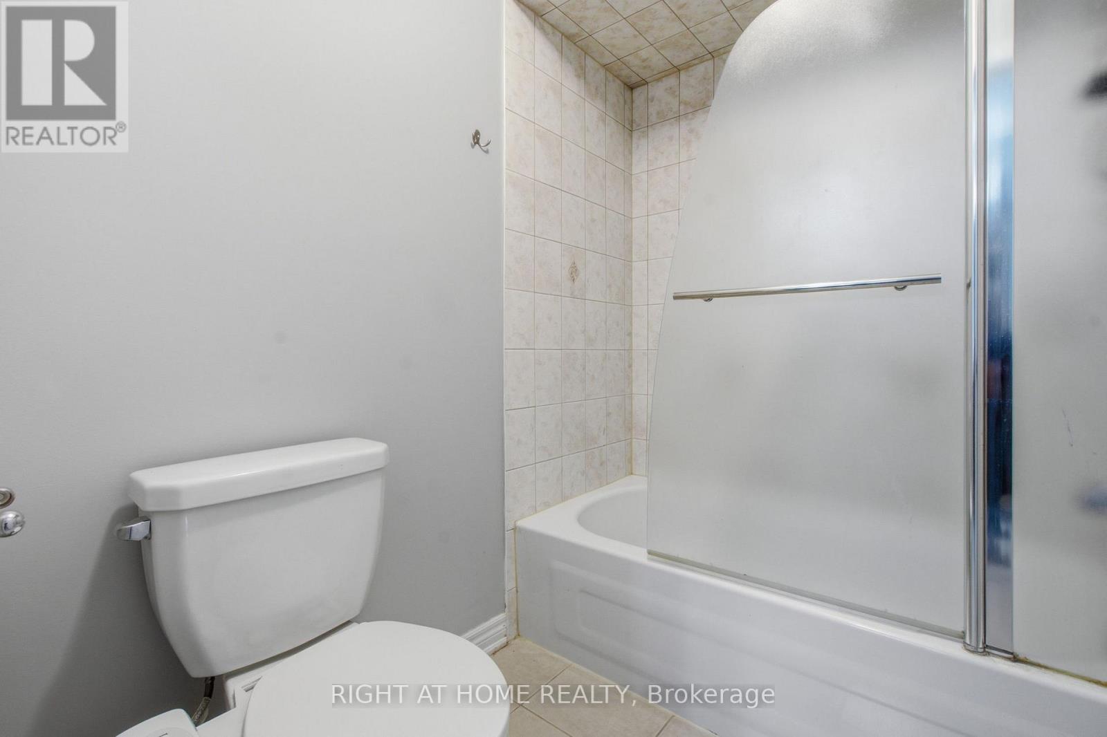 4713 THOMAS ALTON BOULEVARD - 20