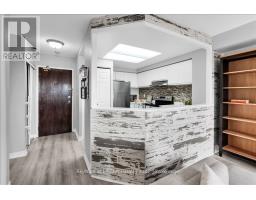 1002 - 711 Rossland Road E, Whitby, ON L1N8Z1 Photo 8