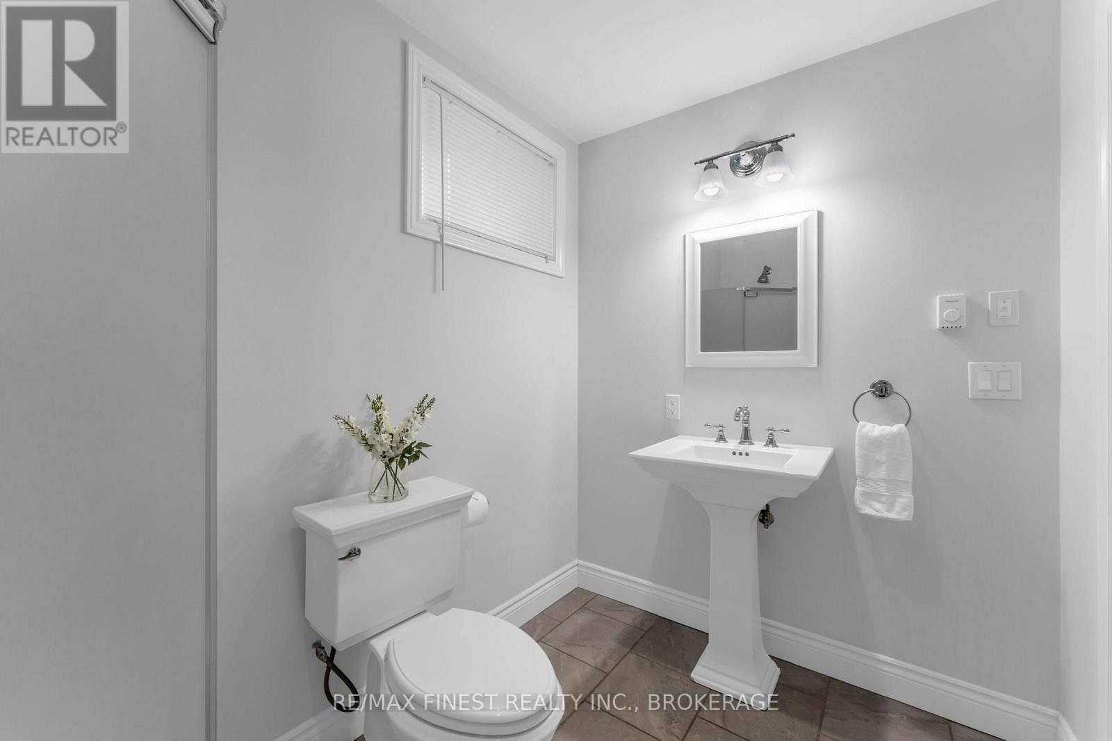1309 ANDERSEN DRIVE - Image 42