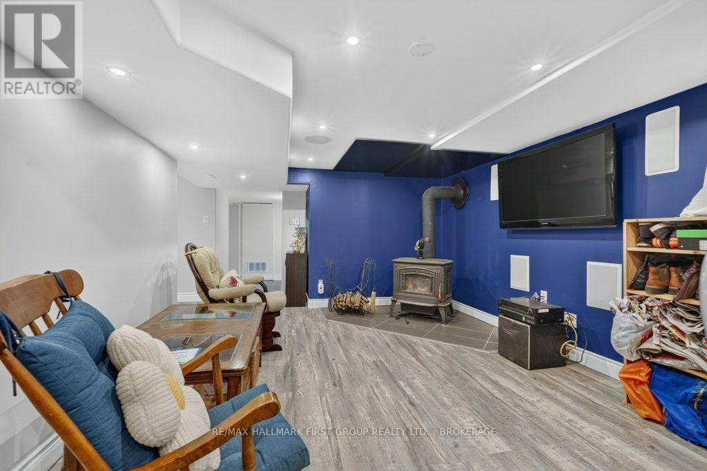 20 DRENNAN STREET - 28