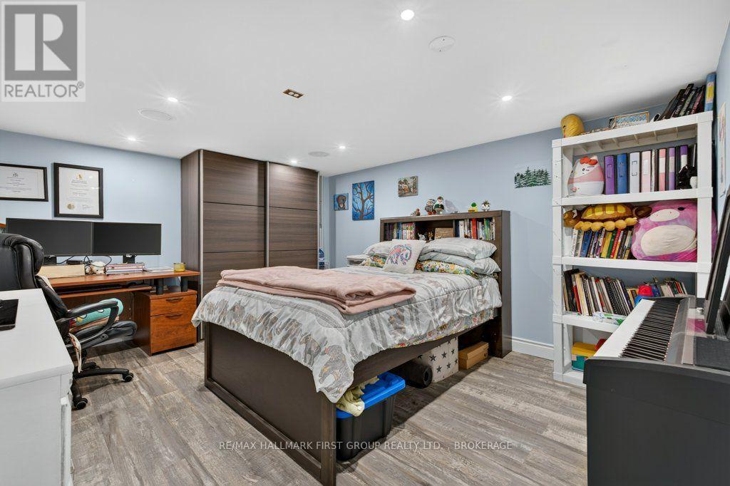 20 DRENNAN STREET - Image 32
