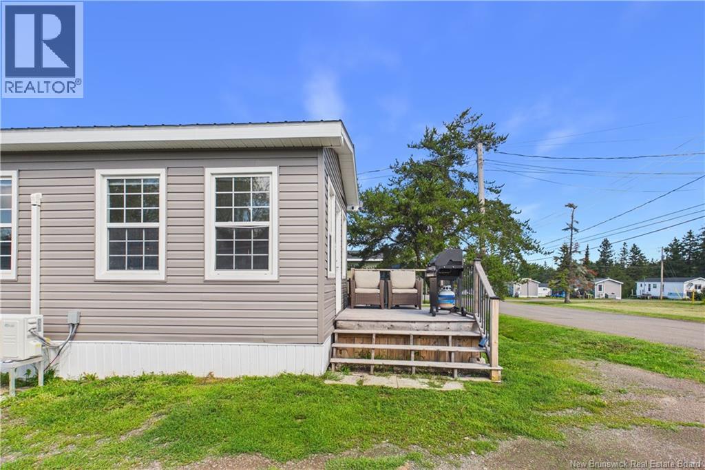 23 River East Drive - 32