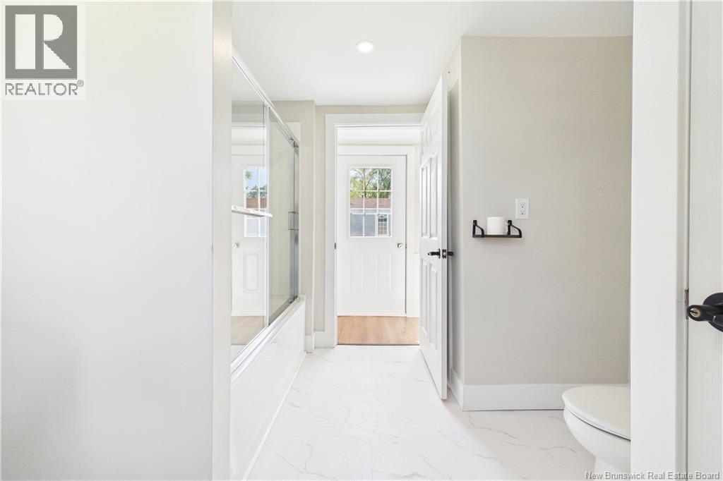 23 River East Drive - 15