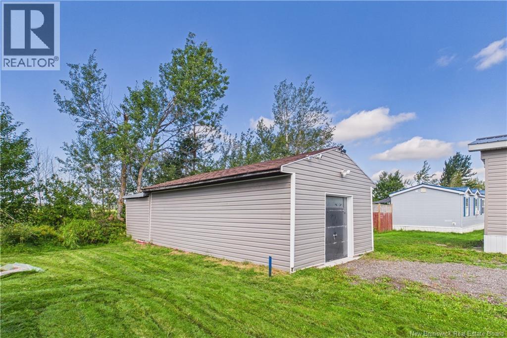 23 River East Drive - Image 22