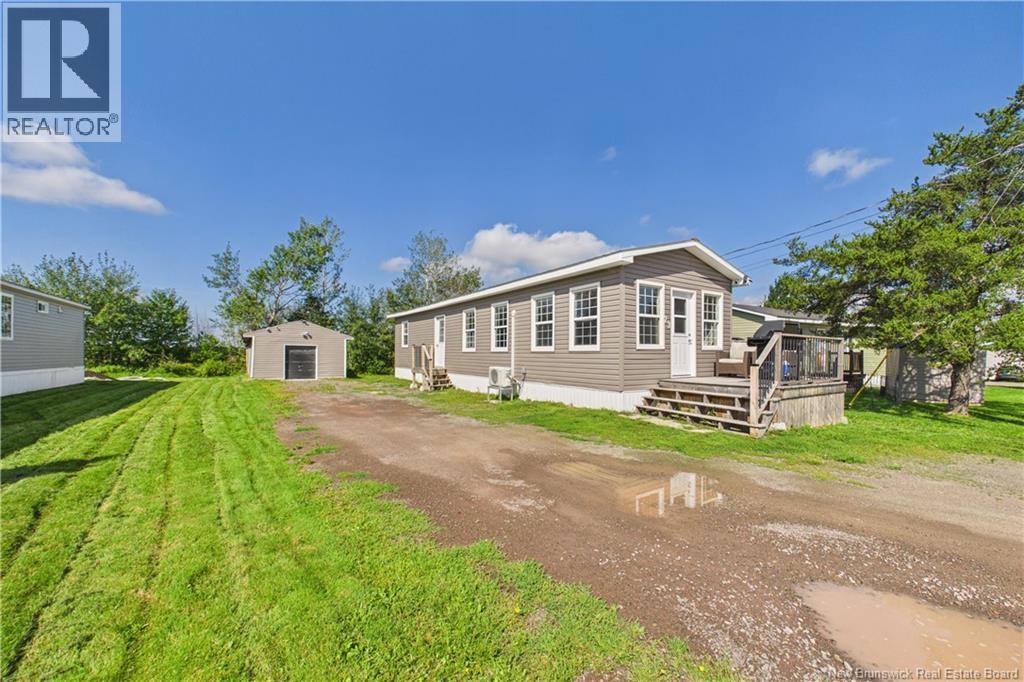 23 River East Drive - 24