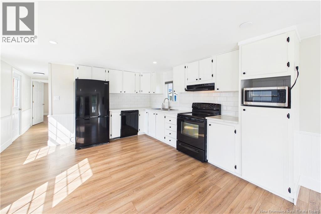 23 River East Drive - 11