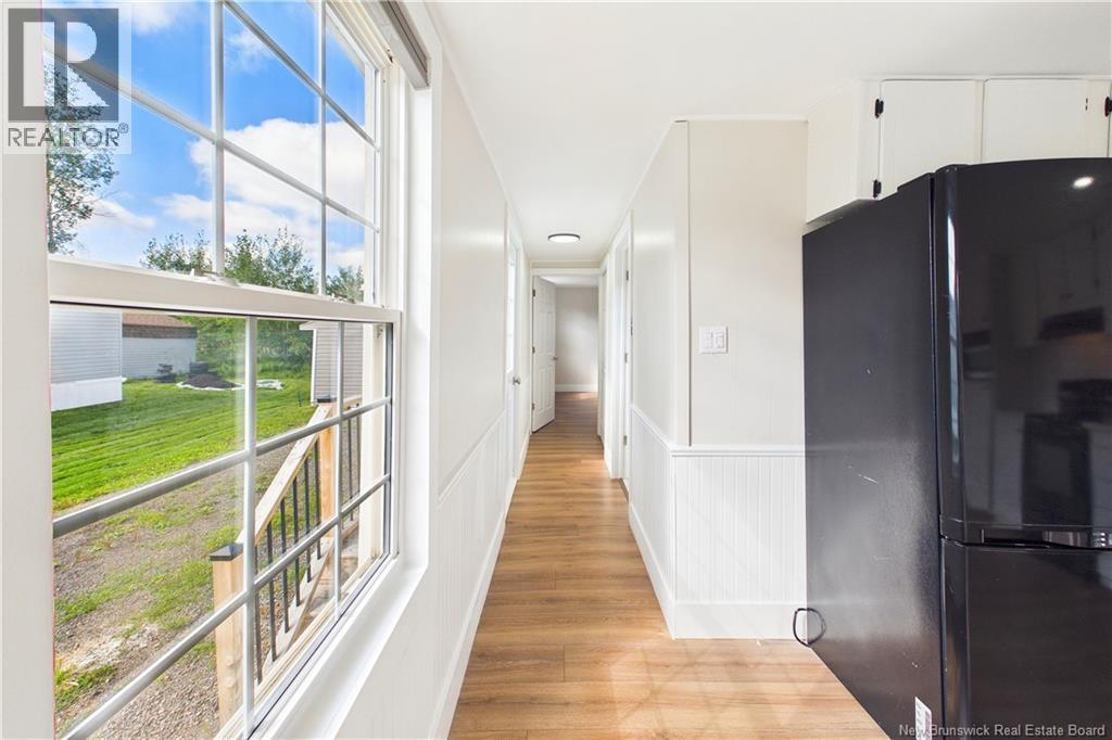23 River East Drive - 12