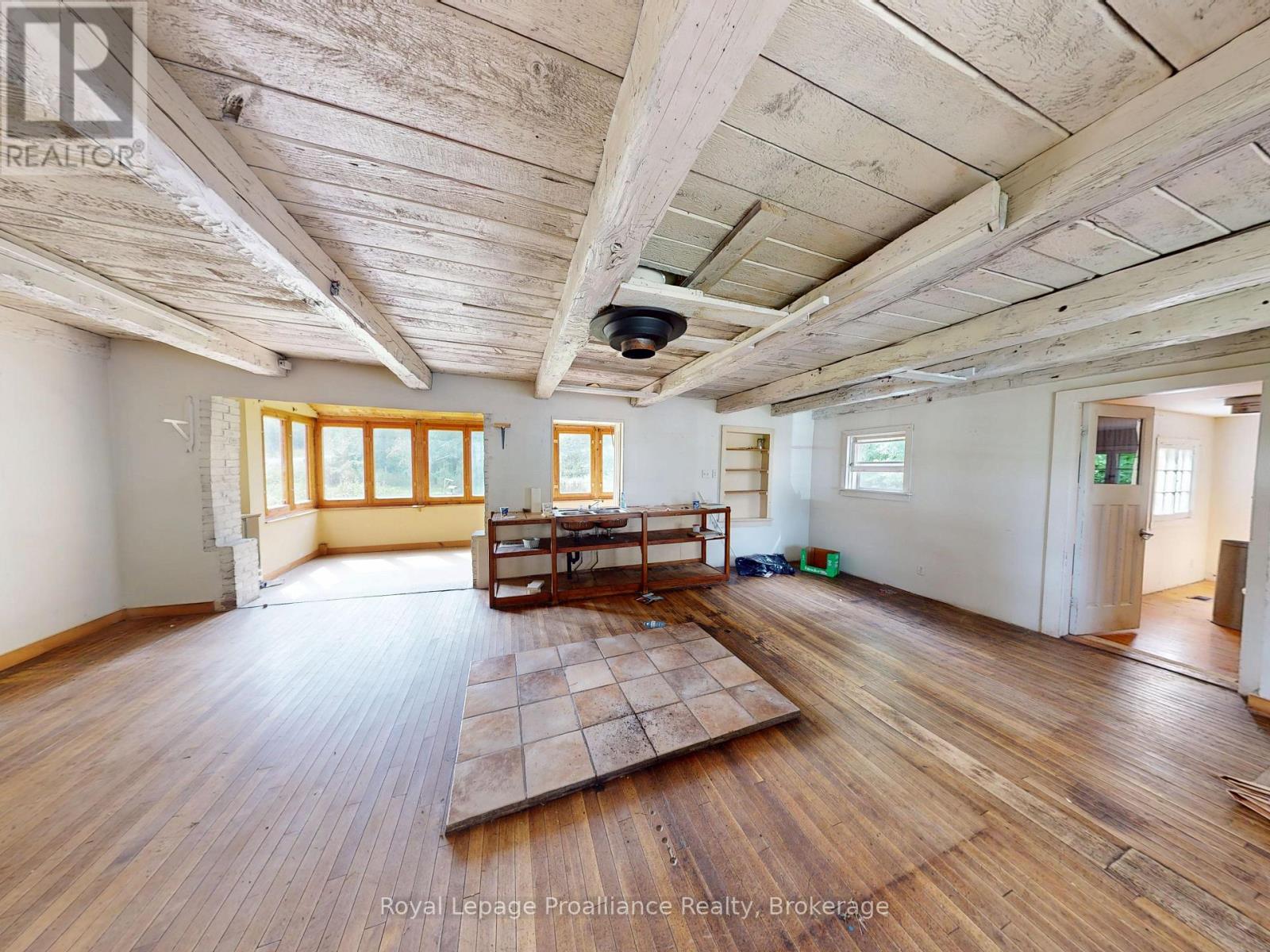 251 GOODS ROAD - Image 11
