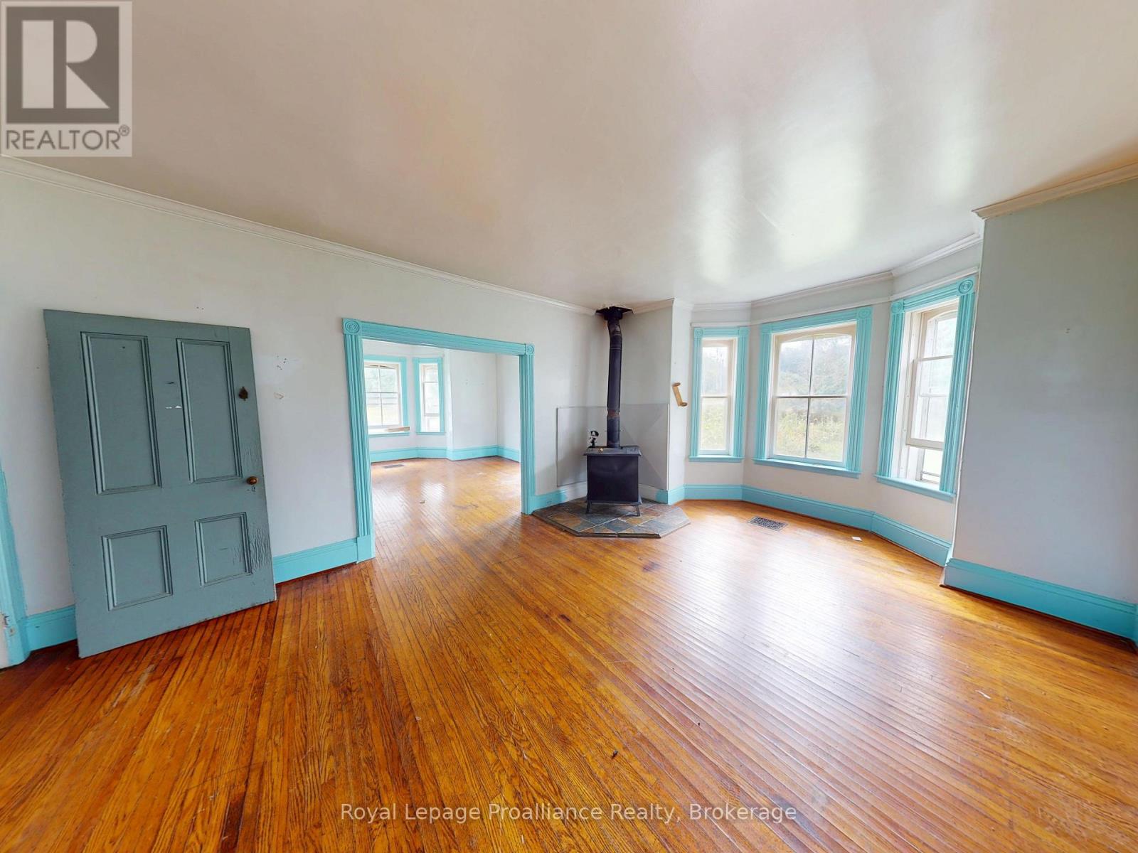 251 GOODS ROAD - Image 6