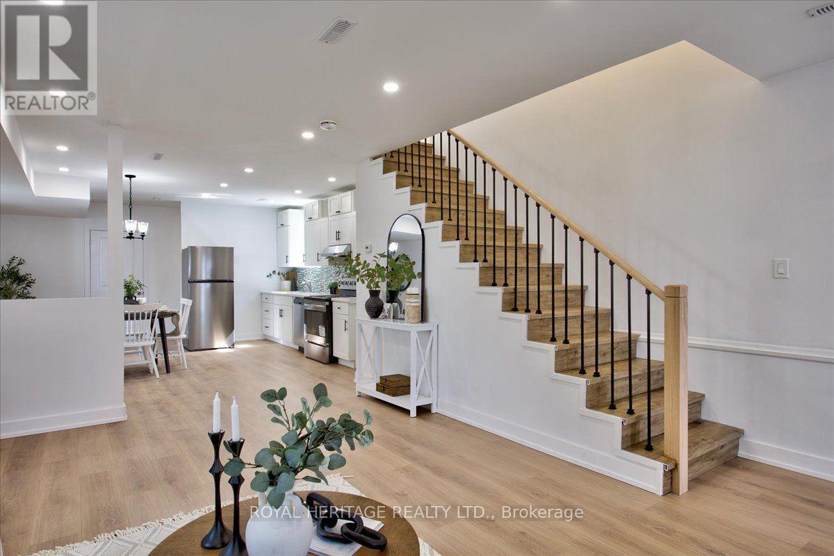 10 FAWN STREET - 8