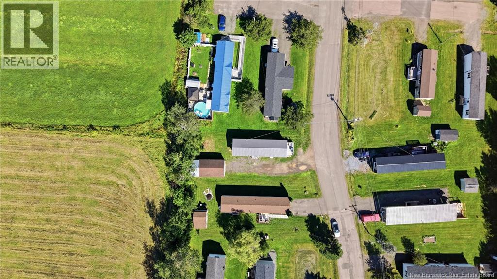 23 River East Drive - Image 37