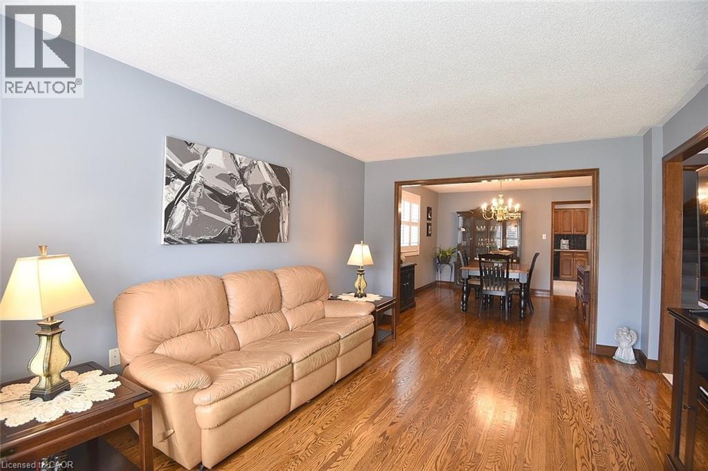 36 TOMMAR Place - 9