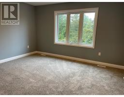 43 - 1 Miller Drive, Lucan Biddulph, ON N0M2J0 Photo 8