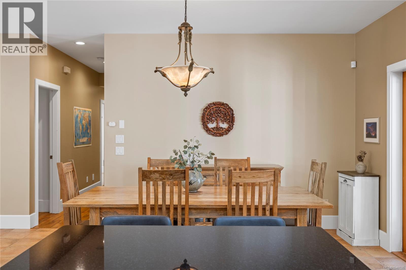825 Fern Rd E - 27