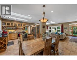 825 Fern Rd E, Qualicum Beach, BC V9K1M3 Photo 22