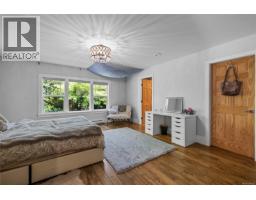 825 Fern Rd E, Qualicum Beach, BC V9K1M3 Photo 28