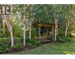825 Fern Rd E, Qualicum Beach, BC V9K1M3 Photo 47