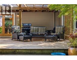 825 Fern Rd E, Qualicum Beach, BC V9K1M3 Photo 55