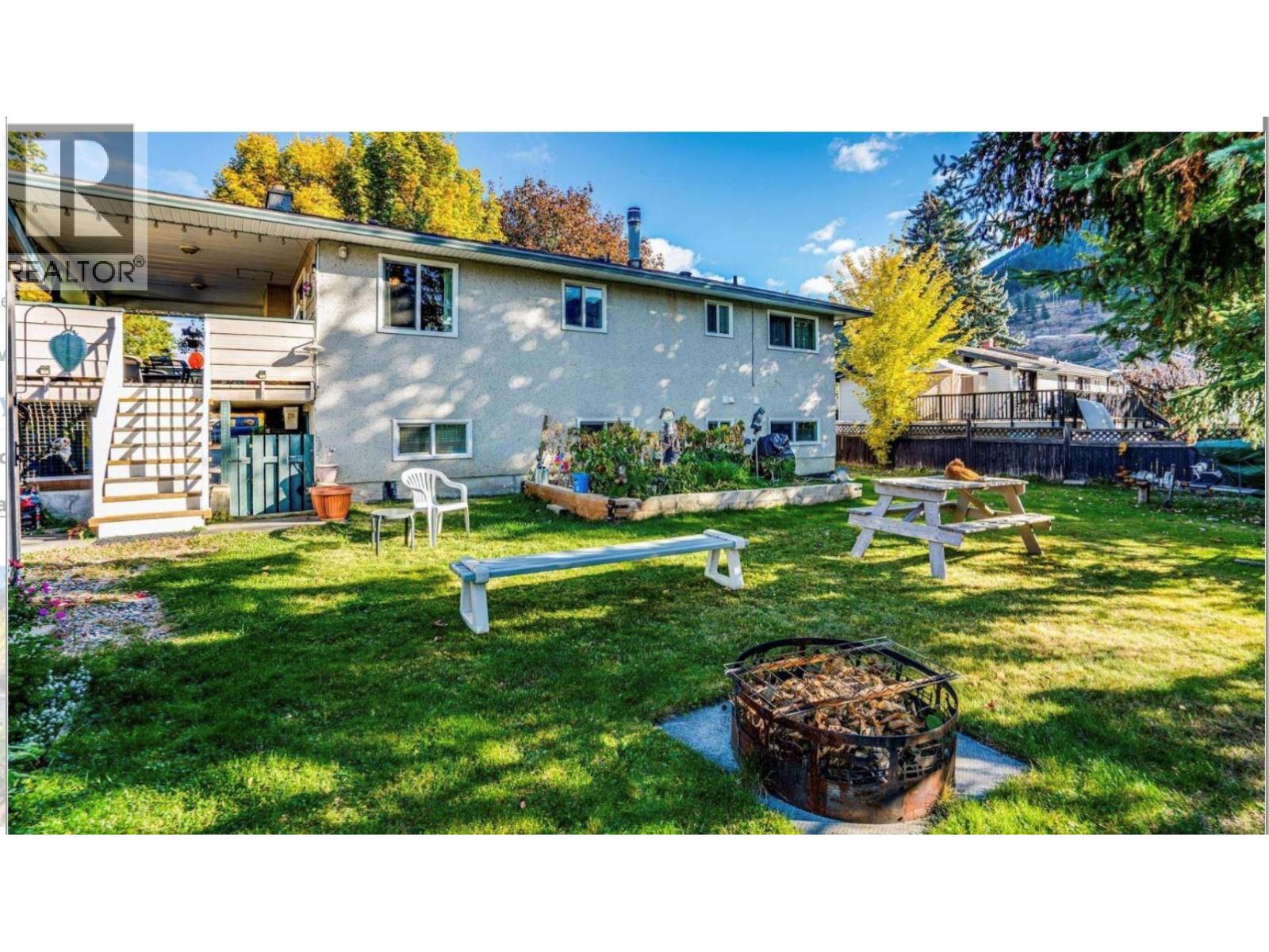 340 Lakeshore Drive - Image 18