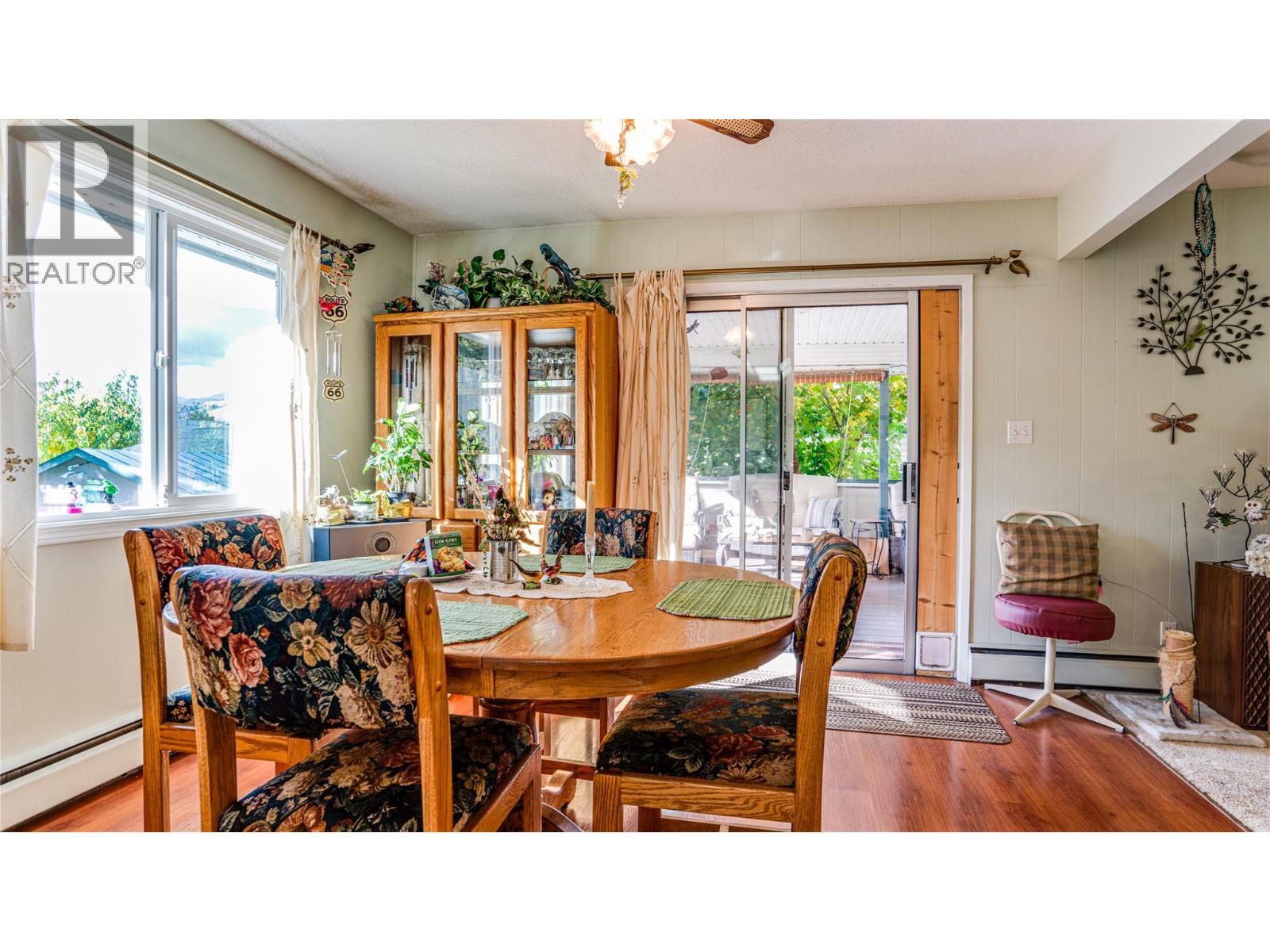 340 Lakeshore Drive - Image 6