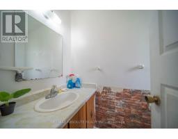 30 E Sonnet Crescent, Ottawa, ON K2H8W8 Photo 10