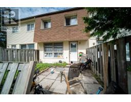 30 E Sonnet Crescent, Ottawa, ON K2H8W8 Photo 18