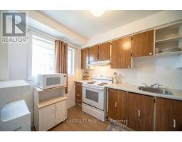 30 E Sonnet Crescent, Ottawa, ON K2H8W8 Photo 7