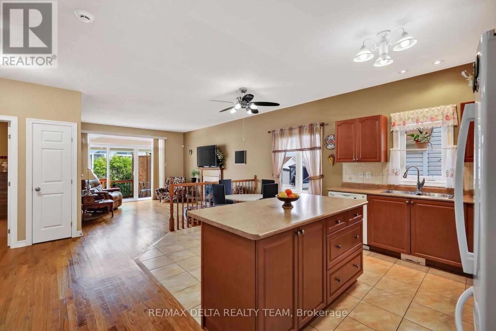 175 FELICITY CRESCENT - Image 13