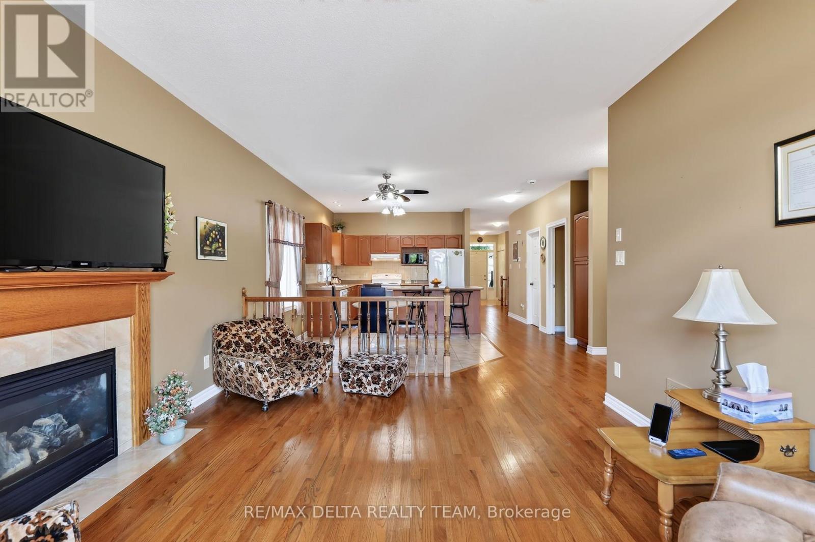 175 FELICITY CRESCENT - 20