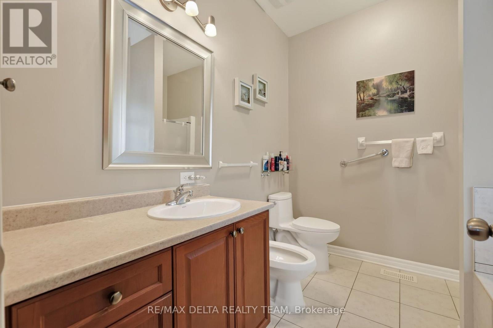 175 FELICITY CRESCENT - Image 29