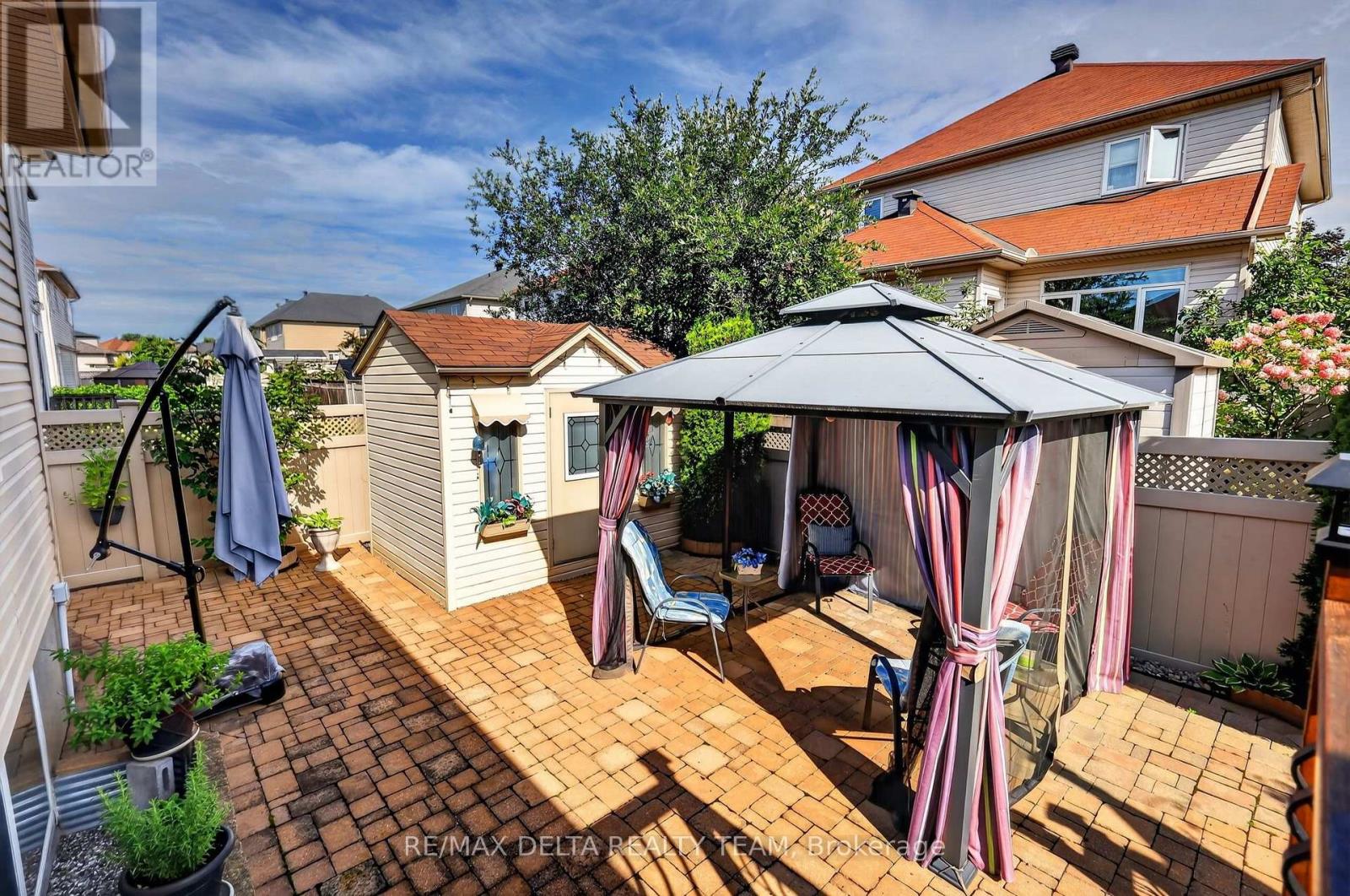 175 FELICITY CRESCENT - 41
