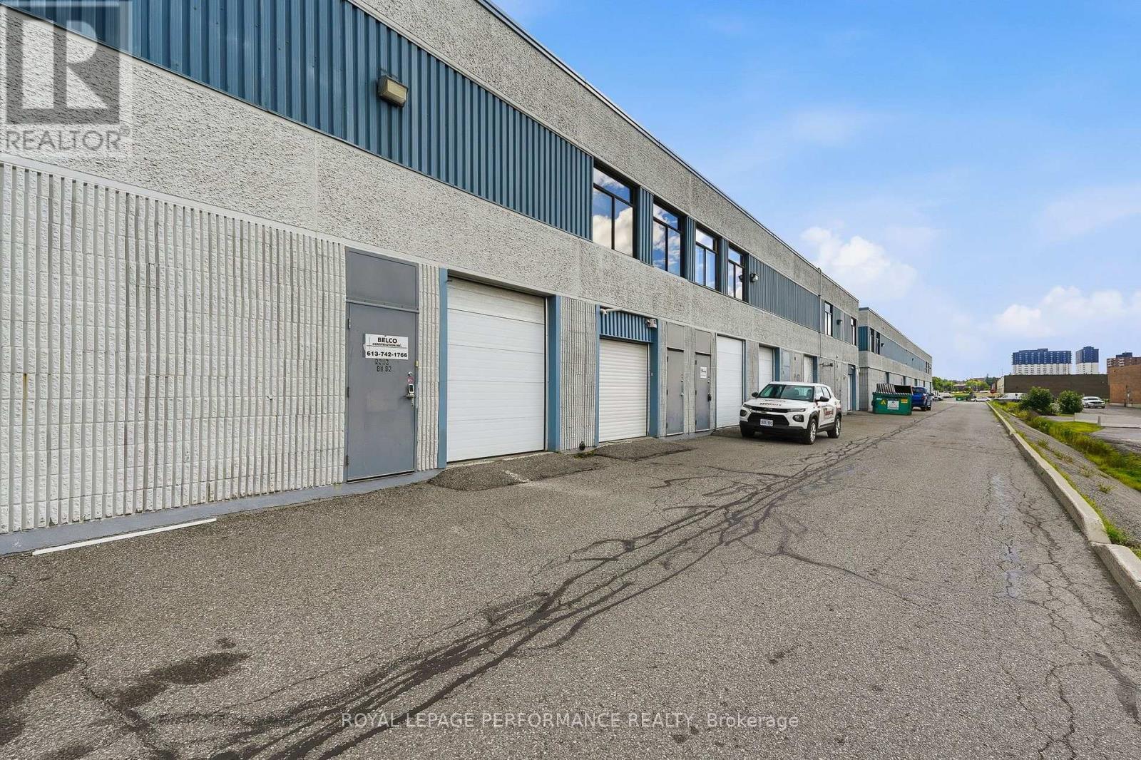 B1-B2 - 2212 Gladwin Crescent