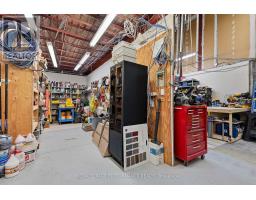 B1-b2 - 2212 Gladwin Crescent, Ottawa, ON K1B5N1 Photo 19