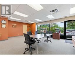 B1-b2 - 2212 Gladwin Crescent, Ottawa, ON K1B5N1 Photo 7