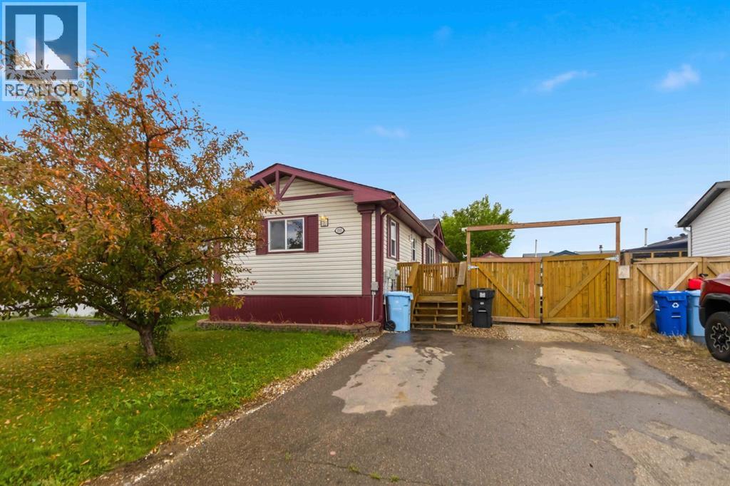 188 McKinlay Crescent - 1