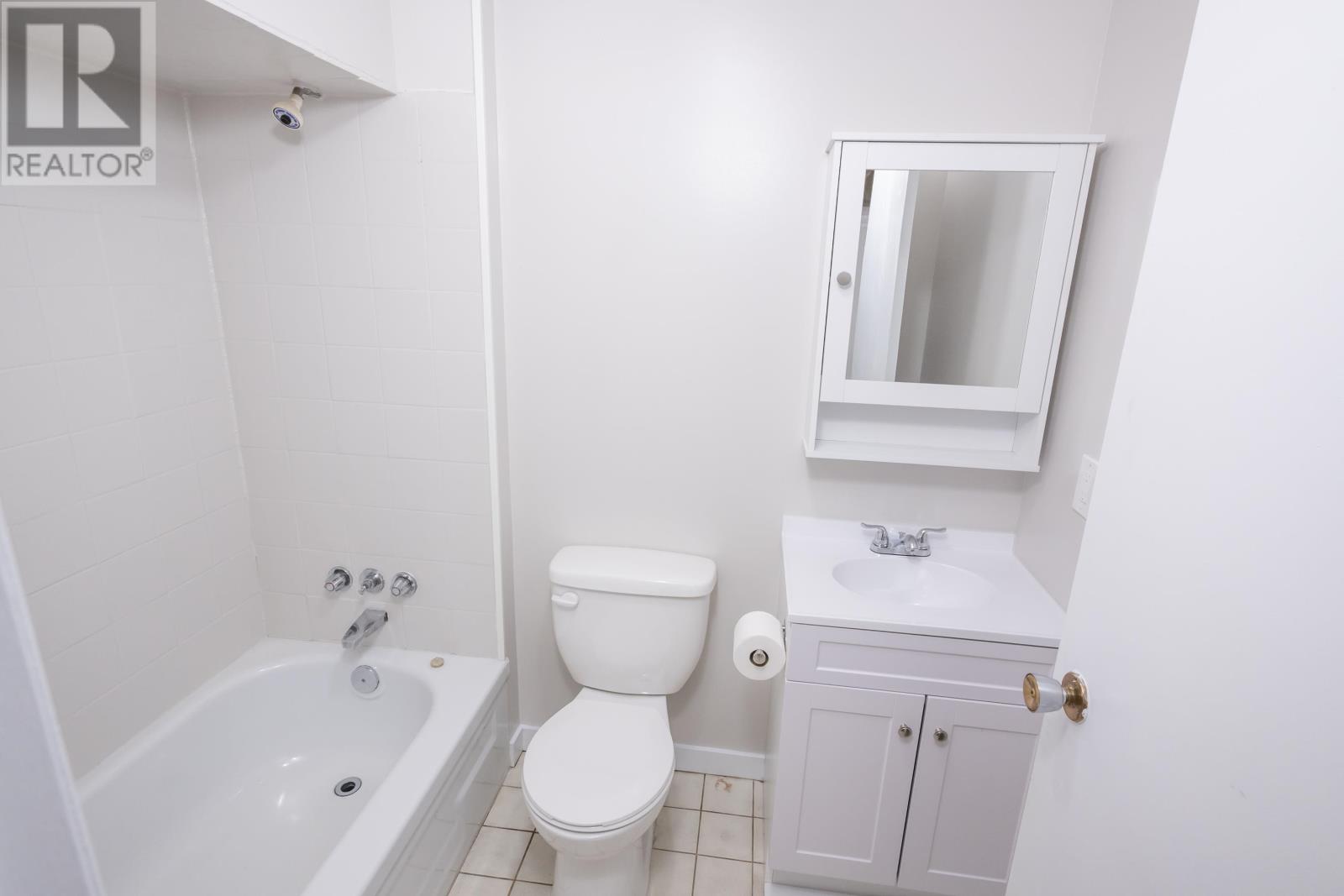262 Sheridan Cres - Image 30